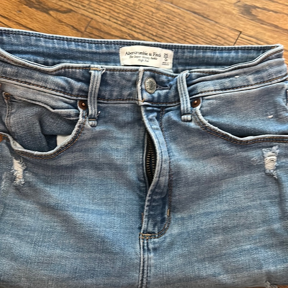 Abercrombie and fitch distressed skinny jeans
